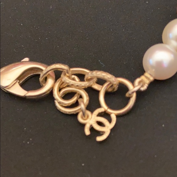 Authentic CHANEL necklace - Picture 4 of 6